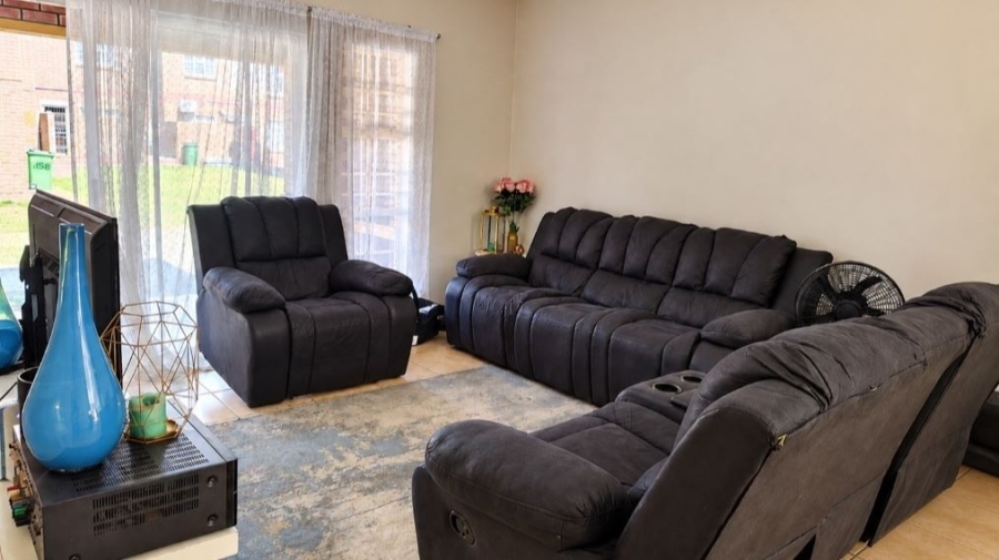 3 Bedroom Property for Sale in Waterval East North West